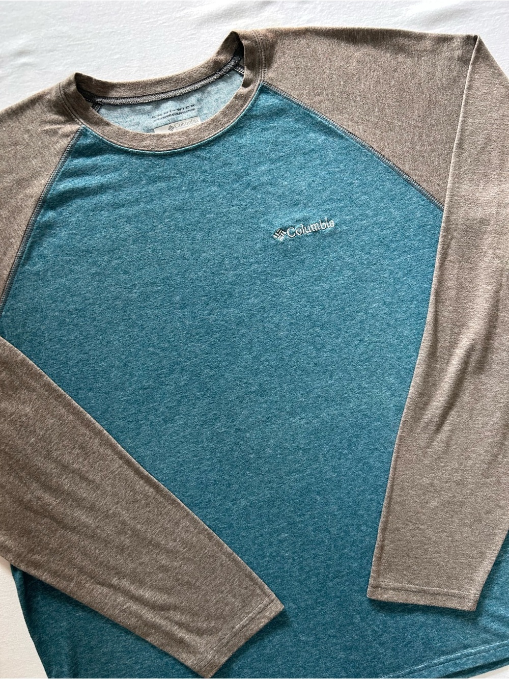 Columbia Omni Wick Raglan Shirt Blue Tan Long Sleeve L